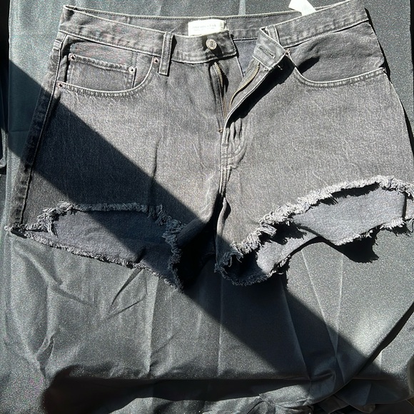 Abercrombie & Fitch Pants - Abercrombie & Fitch Shorts, Mid Rise Boyfriend Short